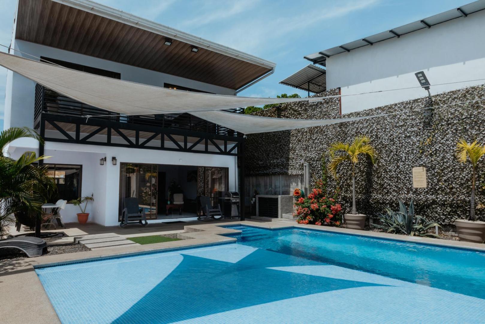 Private Home With Resort Style Swimming Pool Jaco Exterior photo
