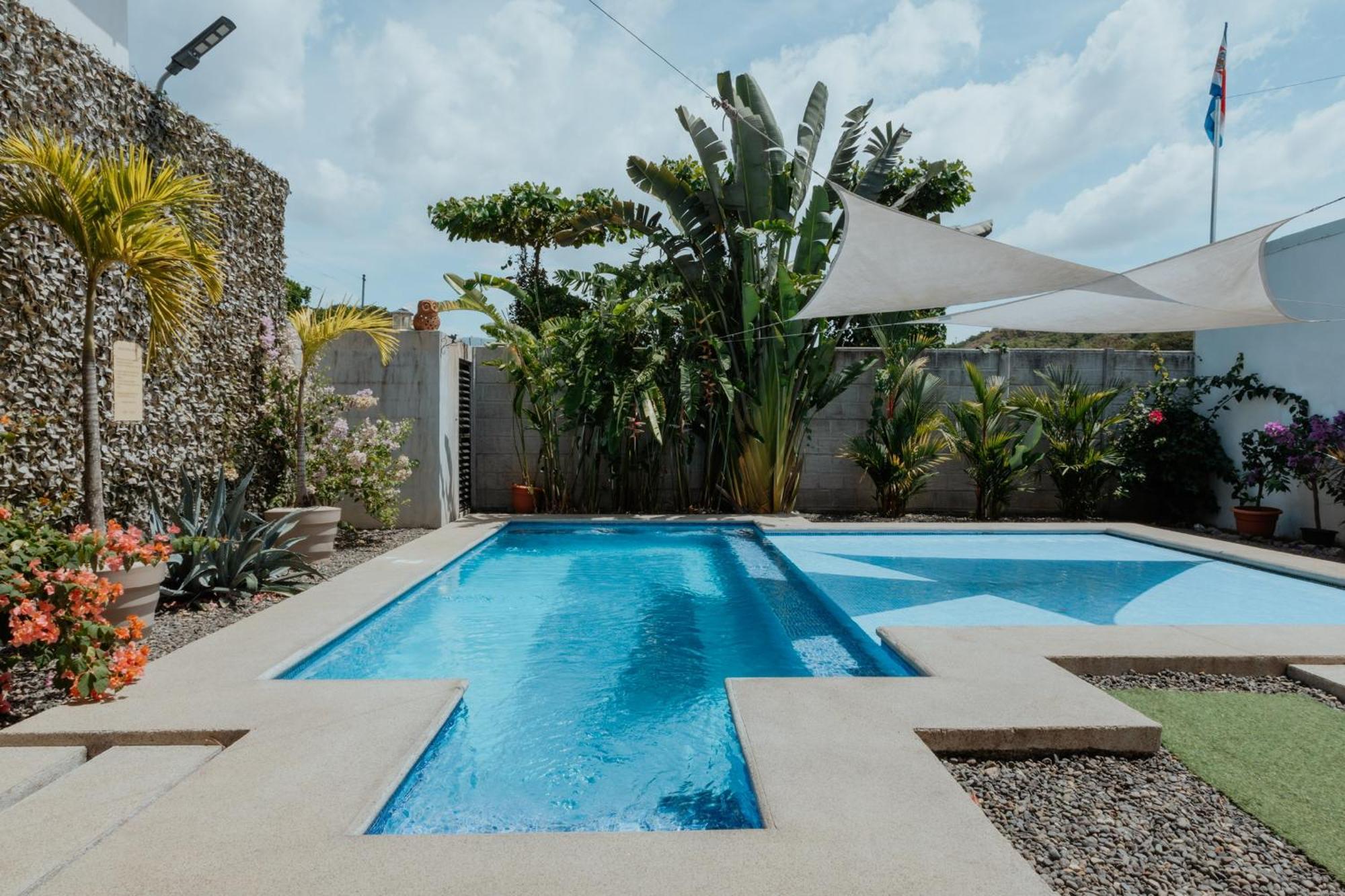 Private Home With Resort Style Swimming Pool Jaco Exterior photo